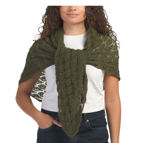 🔹️House of Harlow 🔹️1960 Pointelle Triangle Olive Knit Wrap Convertible  Scarf - Picture 1 of 2